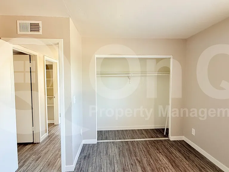 2145 W Mariposa St #201 — Photo 7