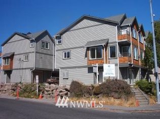 850 NE 95th St #A, Seattle, WA 98115