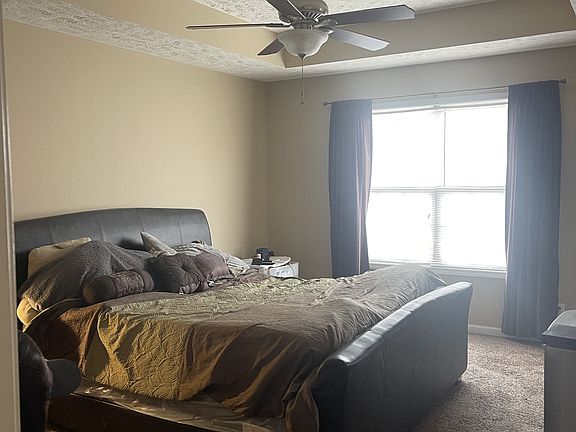5th image of 1376 Constitution Dr