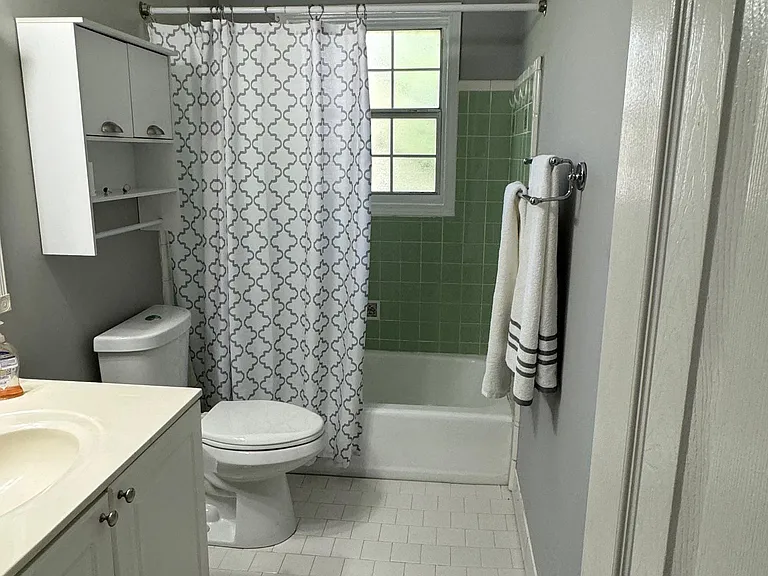 MAIN BATH