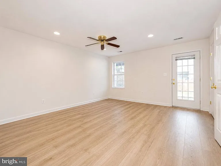 2456 Covered Wagon Ct — Photo 3
