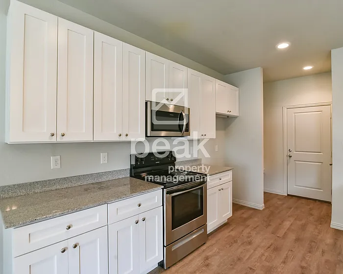 1555 Milam St — Photo 15