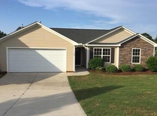 107 Siloam Ln, Fountain Inn, SC 29644