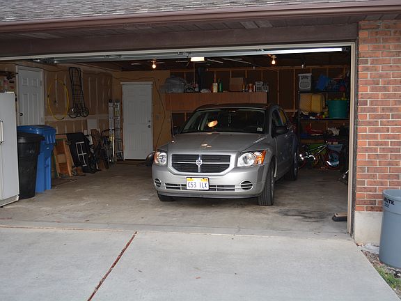 4th image of 6213 S Clara Dr