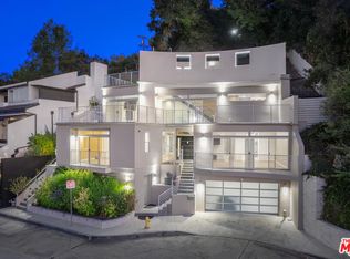 11698 Picturesque Dr, Studio City, CA 91604