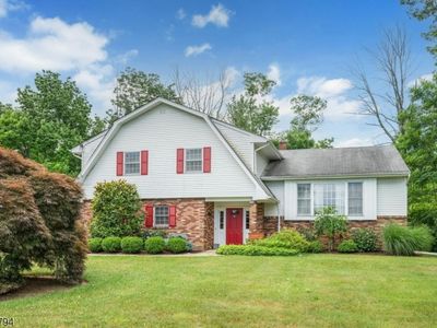 37 Two Bridges Rd, Towaco, NJ, 07082