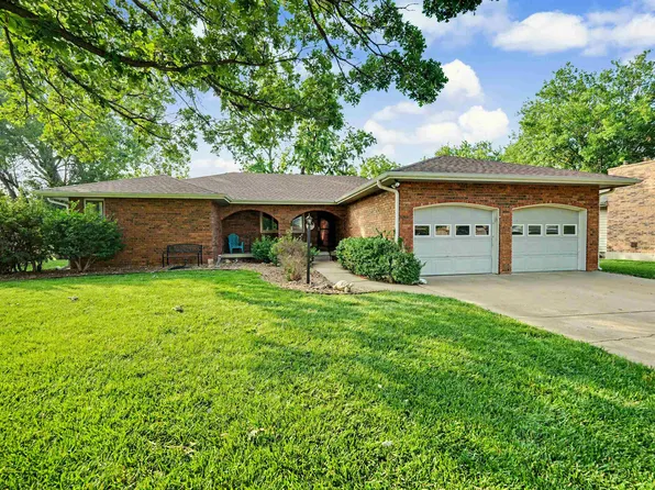 2419 Stewart Ln, Salina, KS 67401