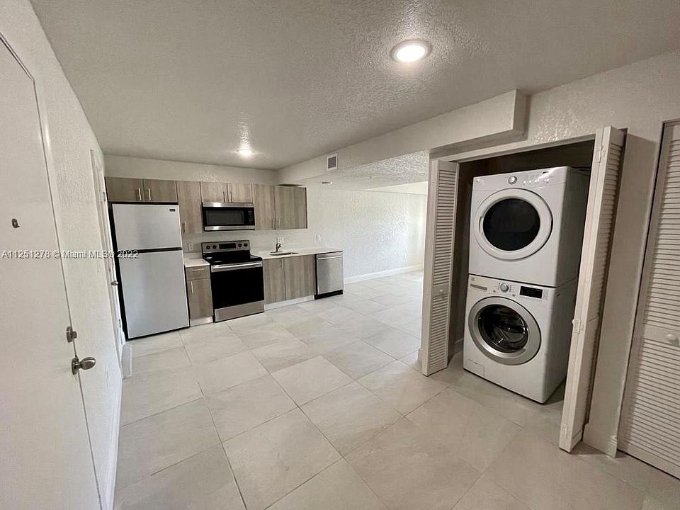 1st image of 12501 NE 13th Ave #416