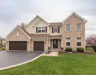 1718 Castle Ct, Elgin, IL, 60120
