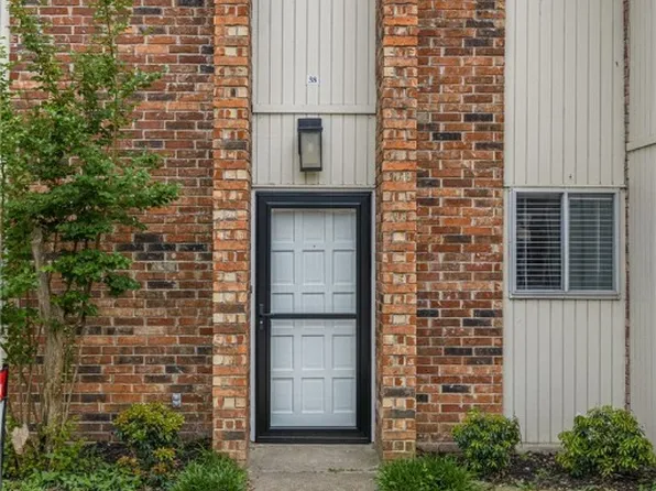 1500 S Albert Pike Ave APT 38, Fort Smith, AR 72903