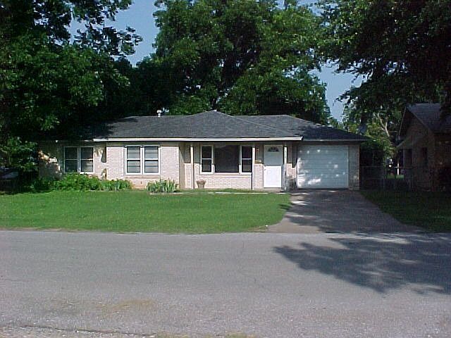 1st image of 518 Dot Ave