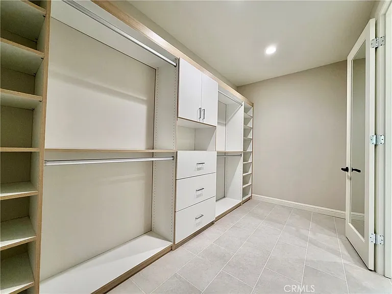 98 Pinnacle Dr — Photo 17