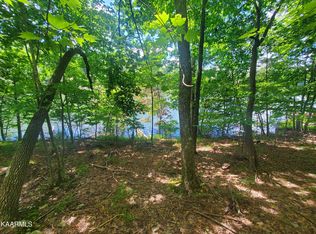 132 Chatham Ln, Crossville, TN 38558