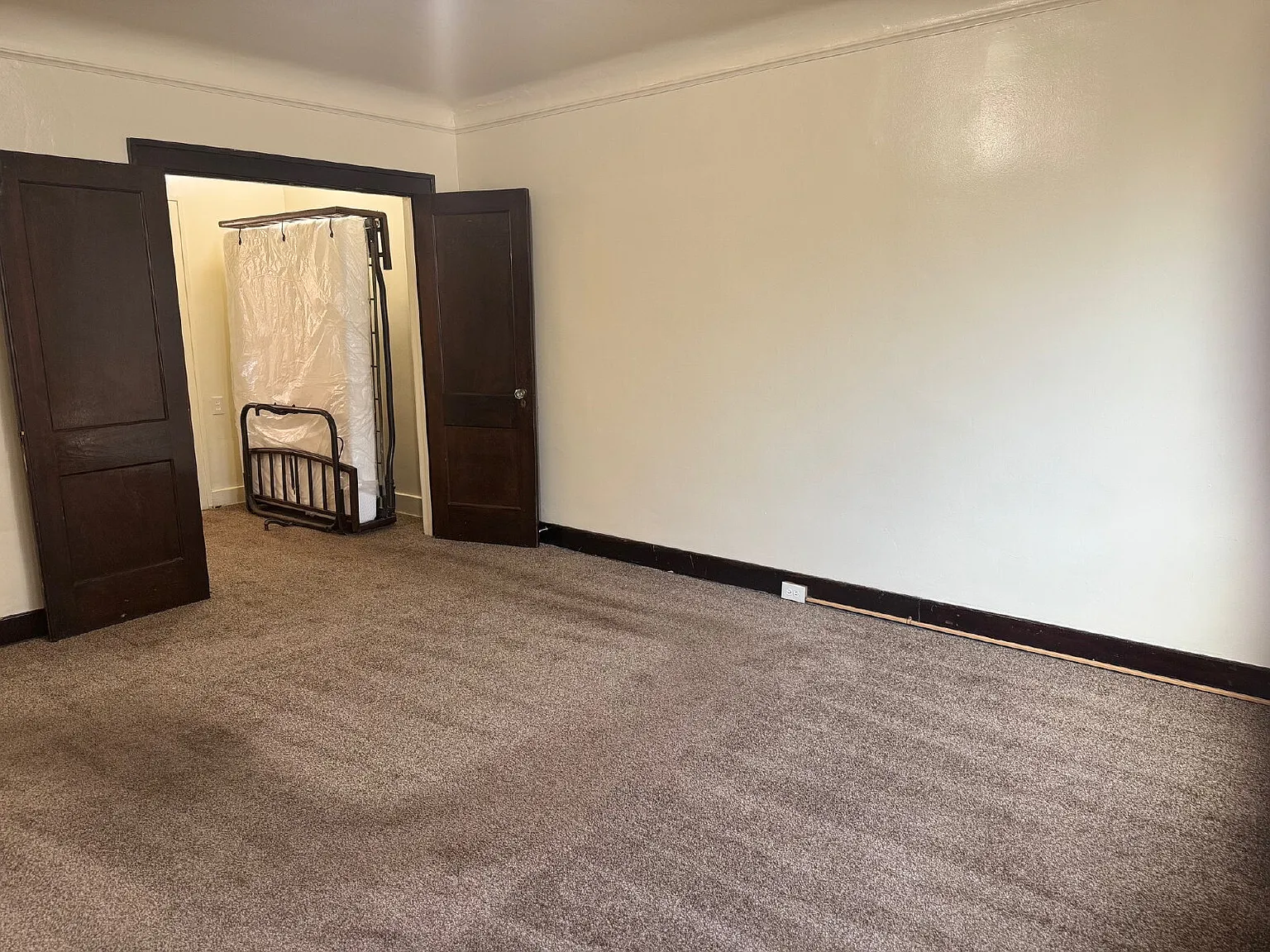 Studio, $725 — Photo 4