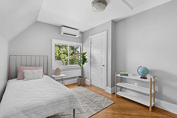 Sold by Compass | media 12