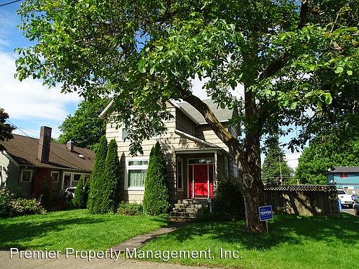 2nd image of 2314 Harney St
