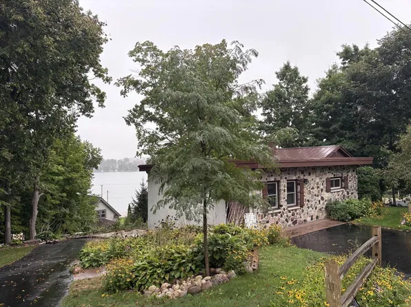 4938 Basler DRIVE, Hartford, WI 53027