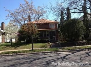 1932 State St, La Crosse, WI 54601