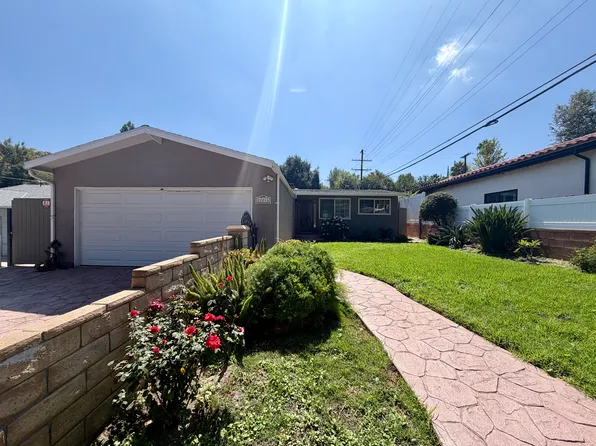 22218 Buena Ventura St, Woodland Hills, CA 91364