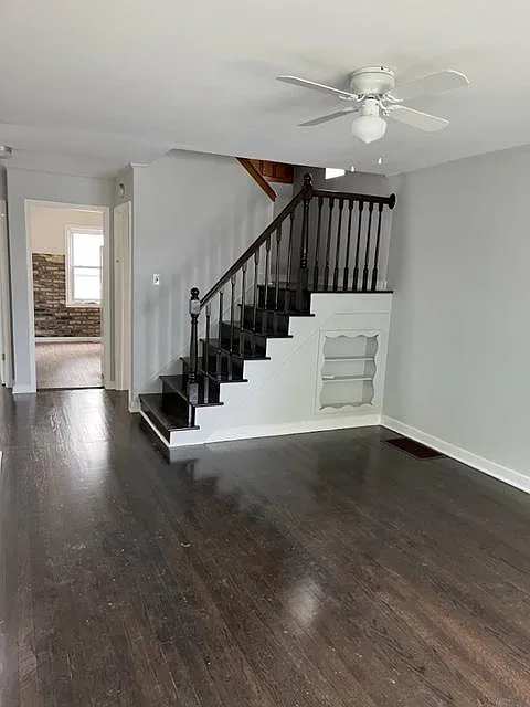 4 bed, 1350 sqft, $2,800 — Photo 4
