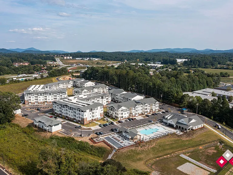 The Summit Hendersonville — Photo 2
