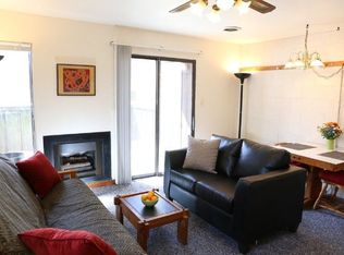 707 W Elm St #4, Urbana, IL