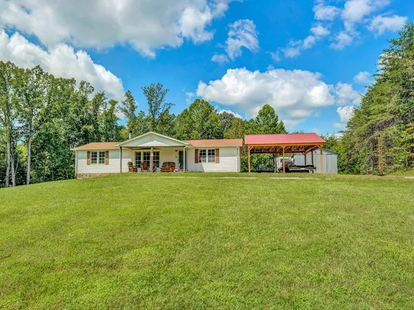 206 Dundee Rd #&-210, Glade Hill, VA 24092