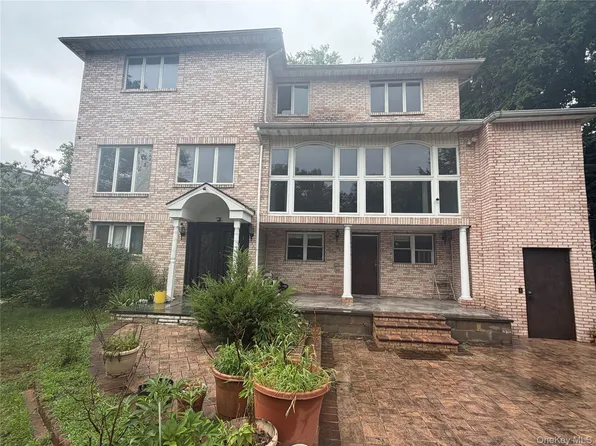 71-57 Douglaston Parkway, Little Neck, NY 11362