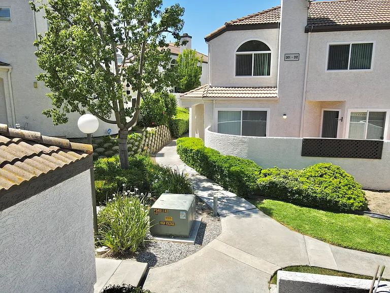 13133 Le Parc Blvd #0 — Photo 23