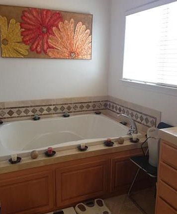 3rd image of 317 Garnet St Unit B