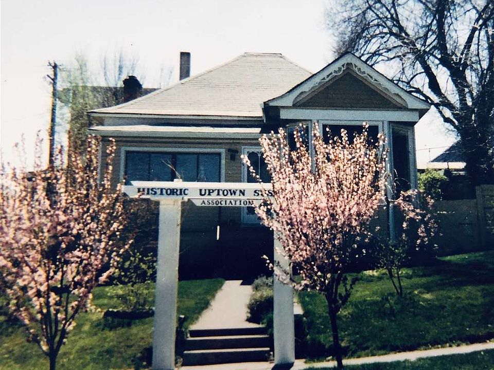 1st image of 810 Nevada St