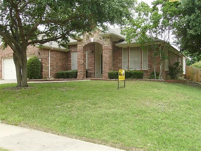 1st image of 303 Jamilia Ct