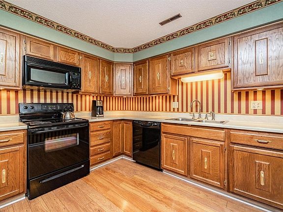 2nd image of 190 Cottage Grove Ave SE APT 310