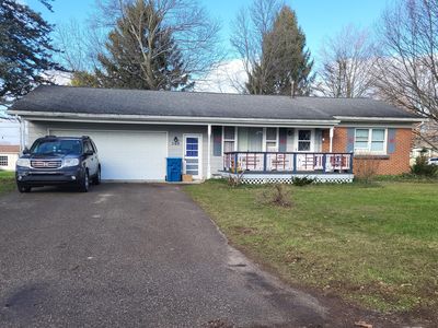 560 Cherry Ln, Decatur, MI, 49045