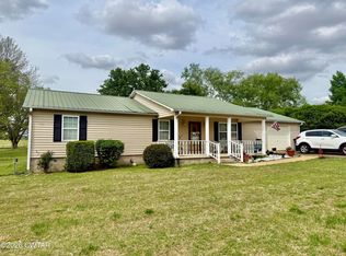 2684 Bradford Pear Ln, Union City, TN 38261