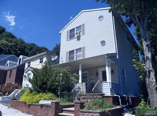 12 Palisade Ter #2, Edgewater, NJ 07020