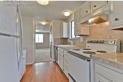 3rd image of 1021 Ponderosa Cir