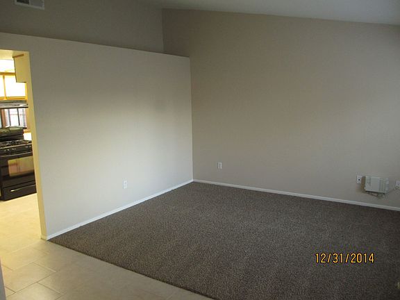 2nd image of 901 Clover St