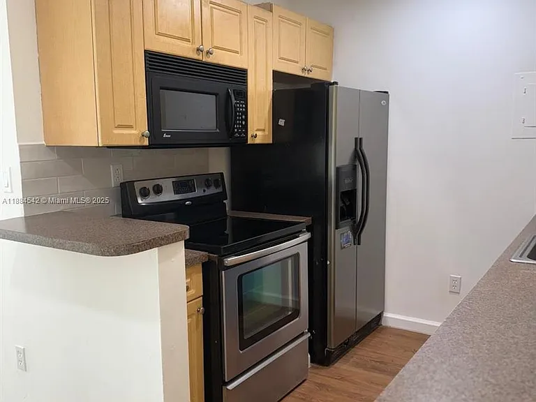 10794 N Kendall Dr #108 — Photo 8