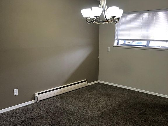 2nd image of 1906 W Pacific Ave Unit 7