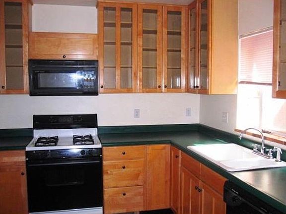 2nd image of 2135 S Josephine St APT A