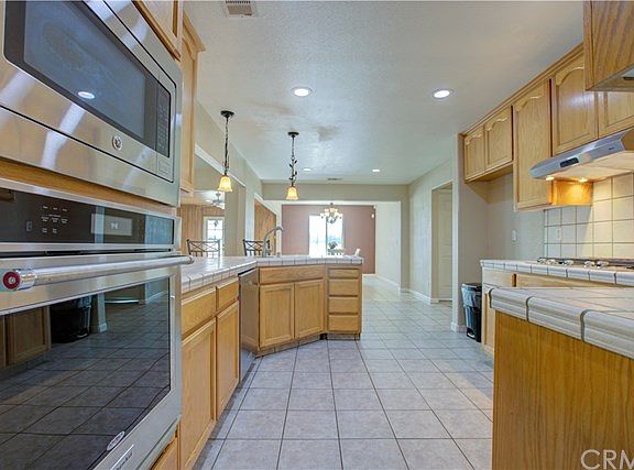 5th image of 8270 N Winton Way