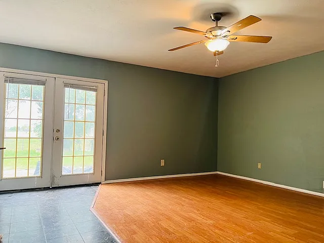 3 bed, 1359 sqft, $1,895 — Photo 4