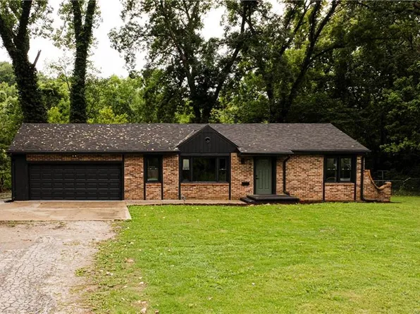 18405 E Truman Rd, Independence, MO 64057