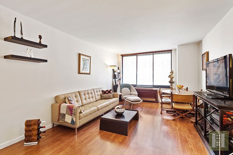 1st image of 215 W 95th St APT 3B