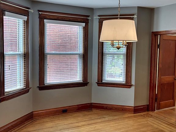 3rd image of 5039 Marion Ave