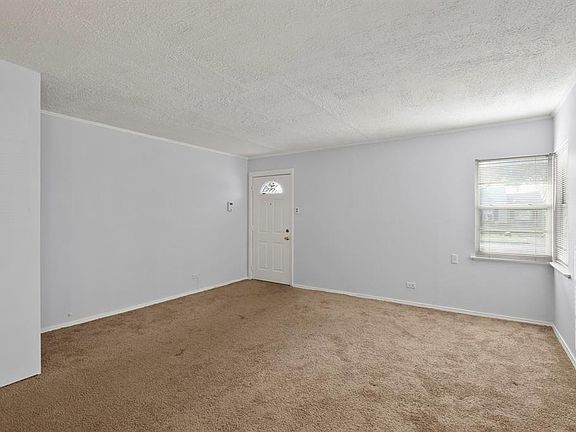 2nd image of 4443 Kelton Dr