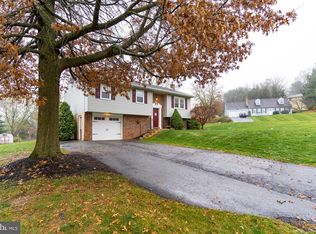 725 Webster Hill Rd, Lititz, PA 17543