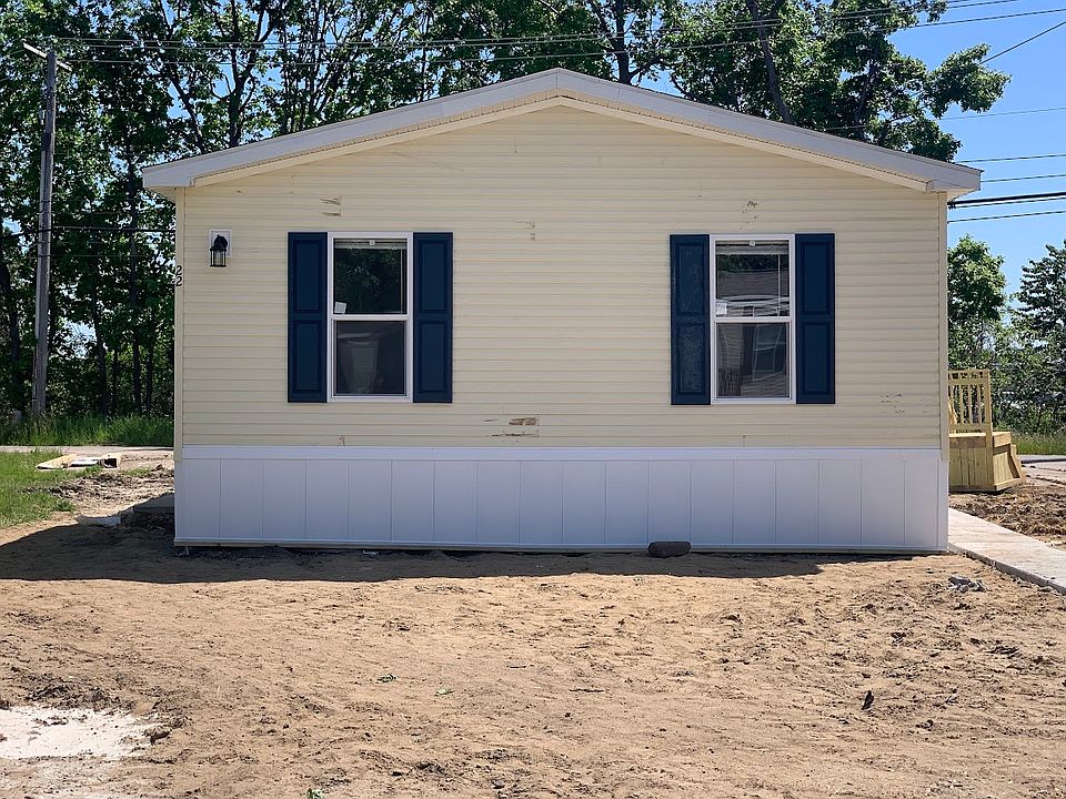 1st image of 47 Bluebird Hill Dr #114