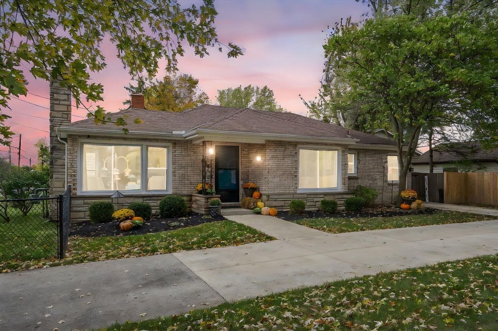 Real estate listing image